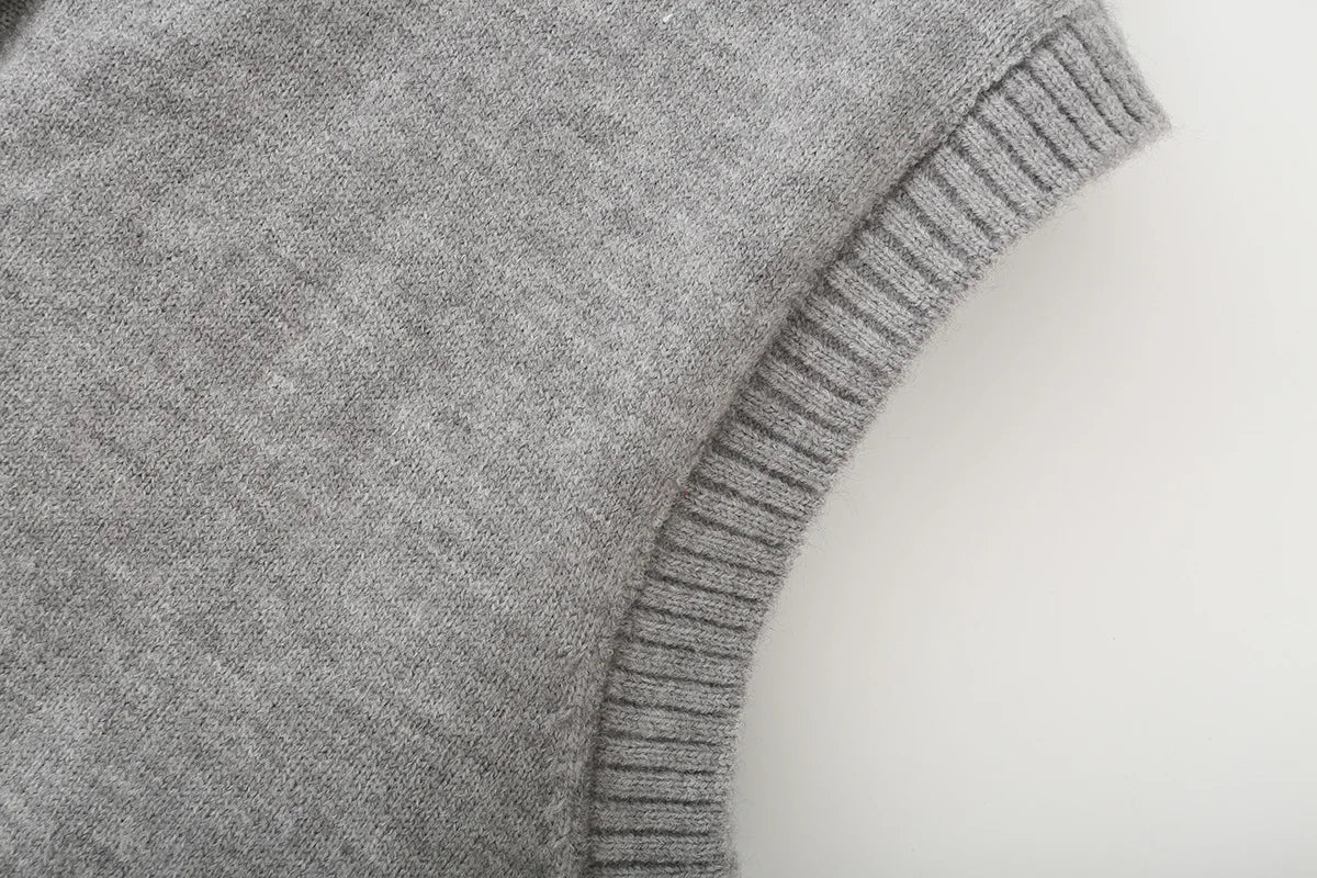 Retro Chic Knit Vest