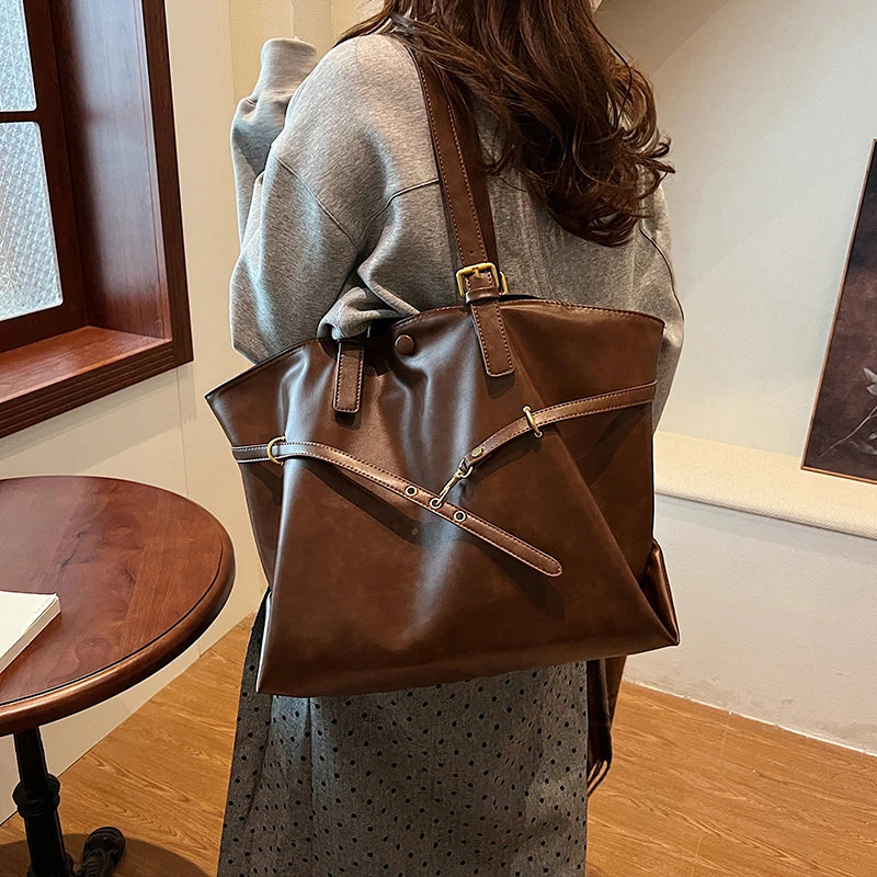woman hold Retro Luxe Winter Tote